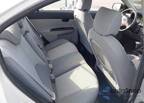 2010 Hyundai Accent Gls z USA, uszkodzony, nr VIN KMHCN4AC6AU502953